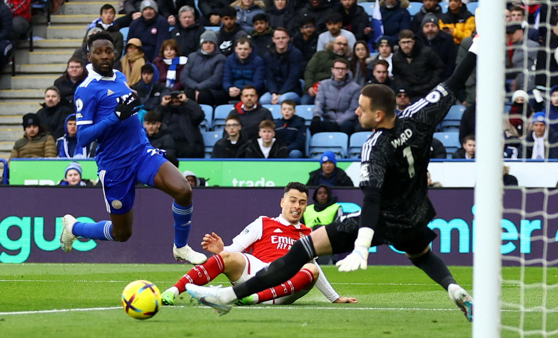 提供了场上 提供了场上